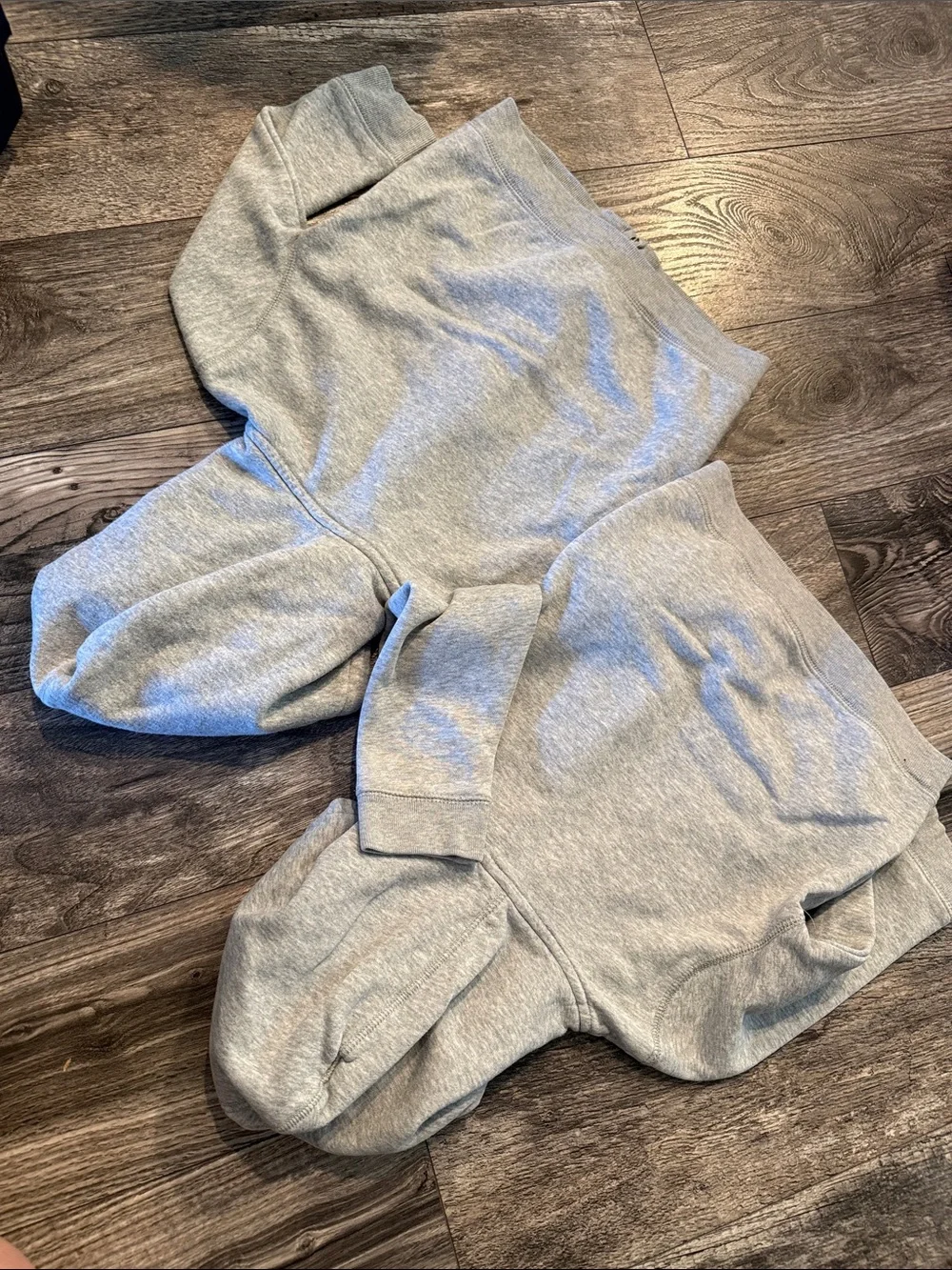 GAP set of 2 logo zip up Hoodie Sweater size 3 years gently used gray
